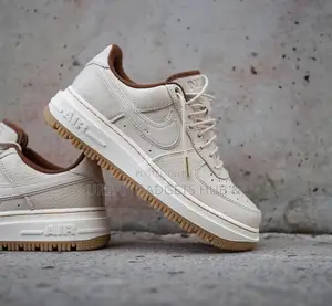 Nike Air Force 1 Luxe, "Pecan”