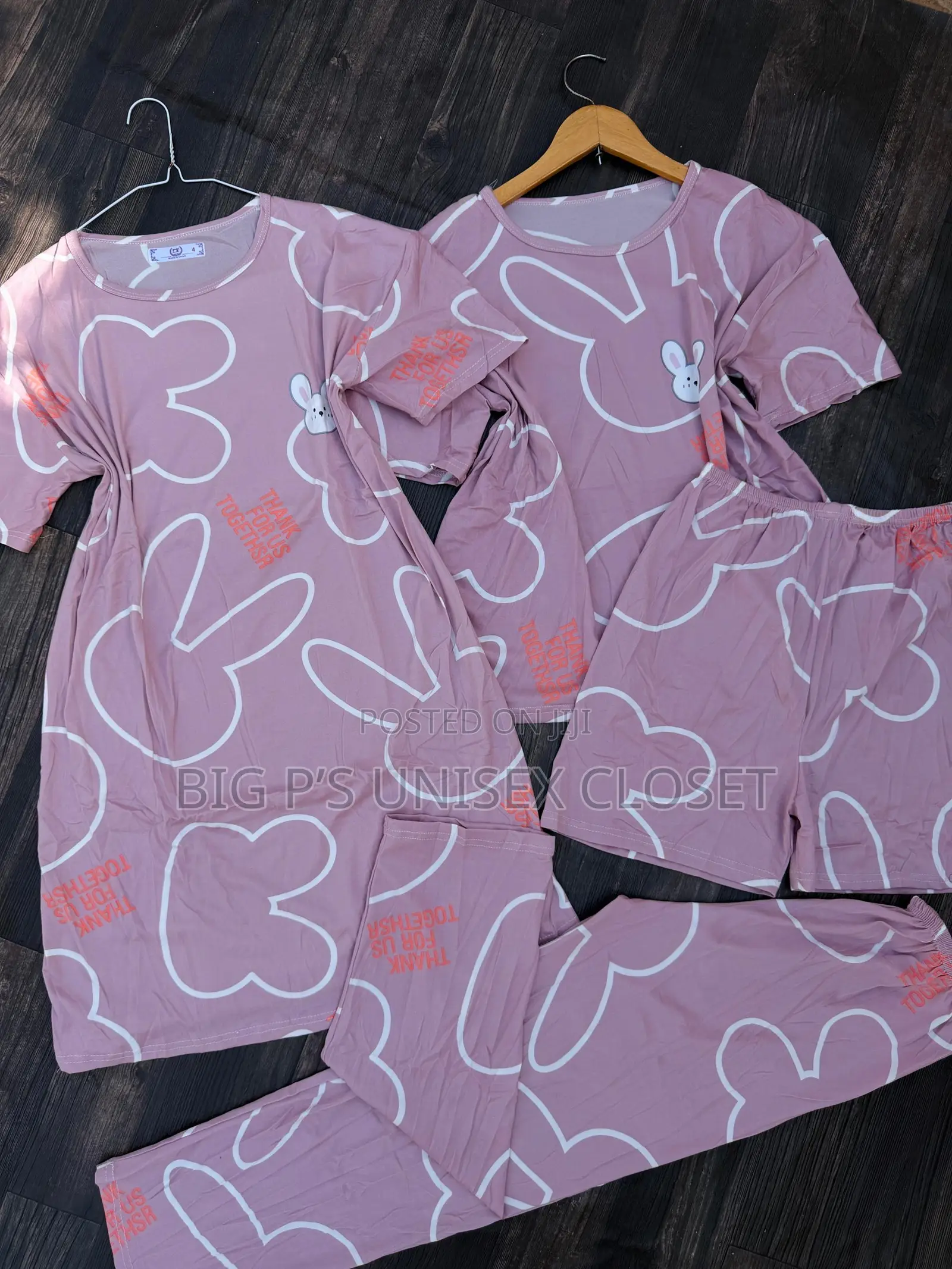 4 Set Pajamas Nightwear