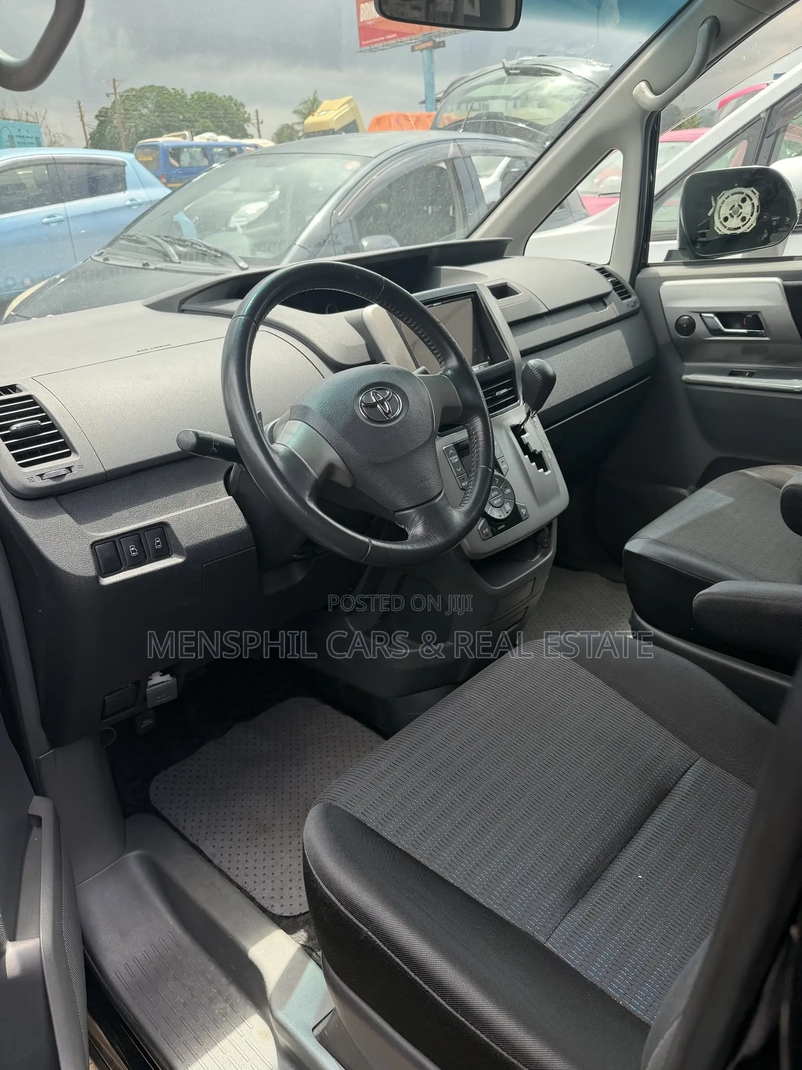 Toyota Voxy 2011 Black