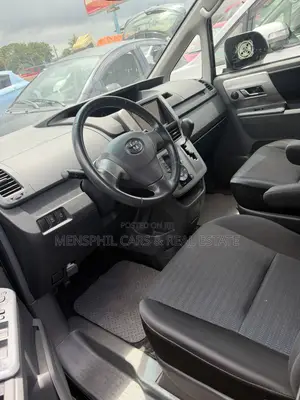 Toyota Voxy 2011 Black