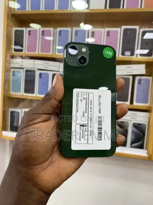 Apple iPhone 13 128 GB Green
