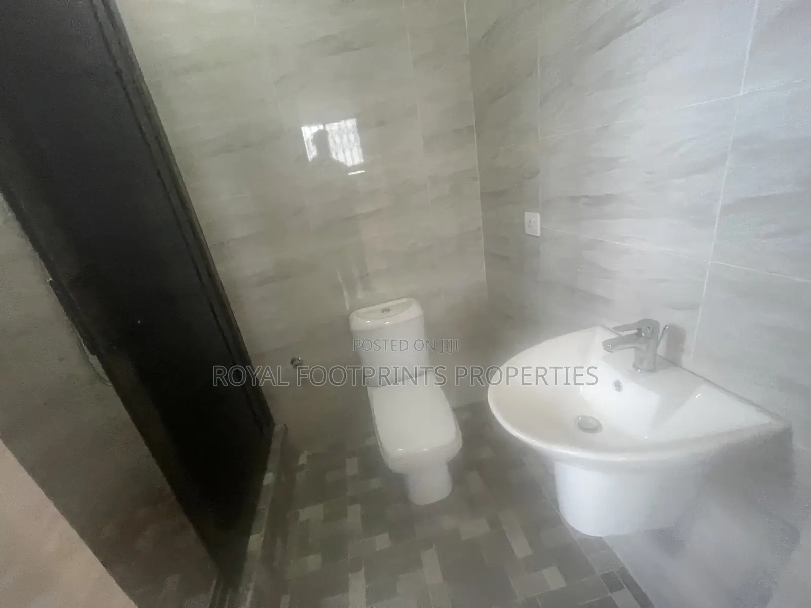 4bdrm House in East Legon for rent