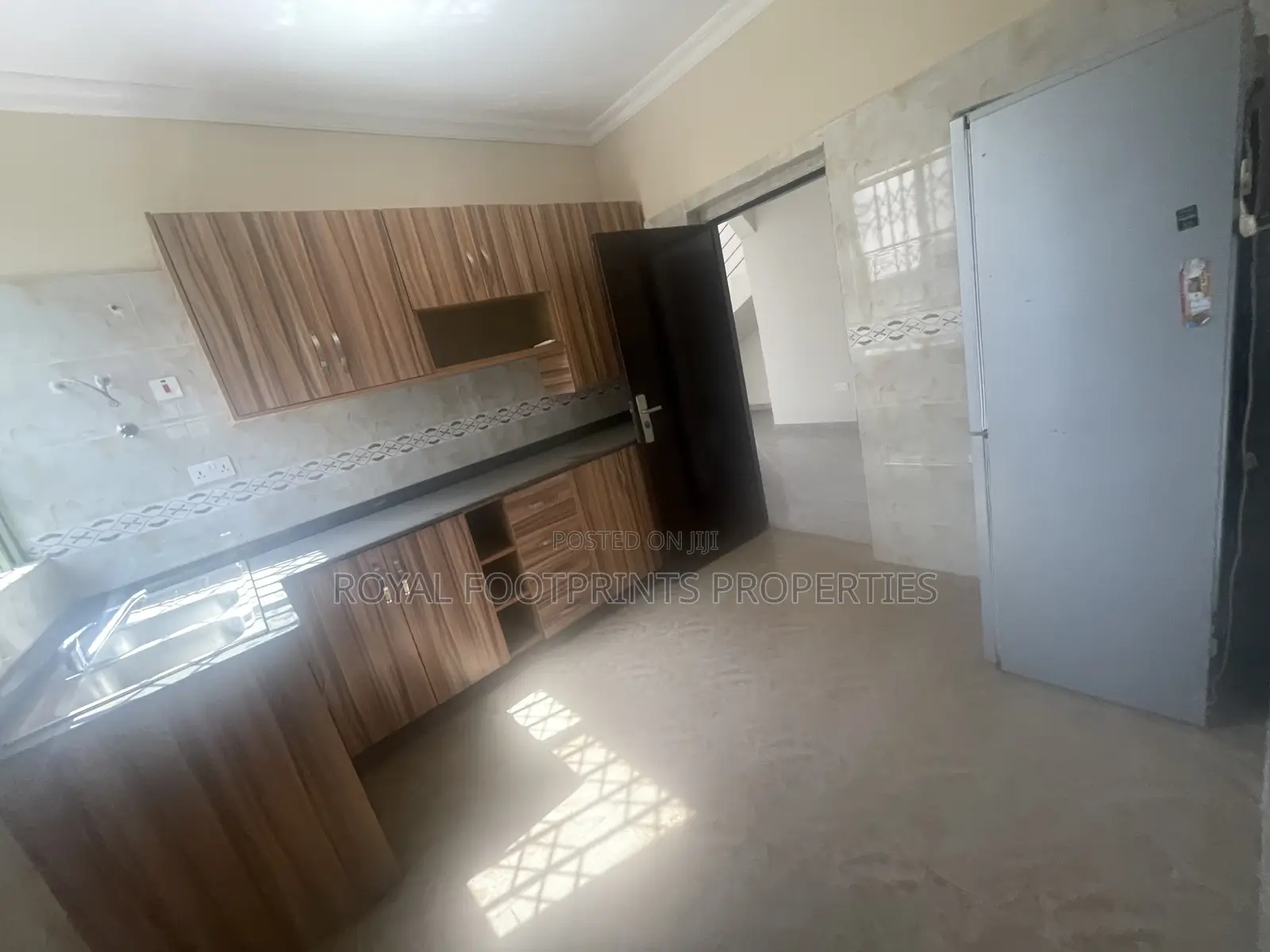 4bdrm House in East Legon for rent