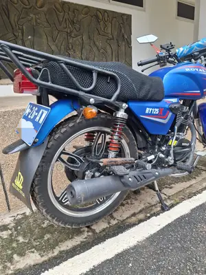 New Royal RY125 2026 Blue