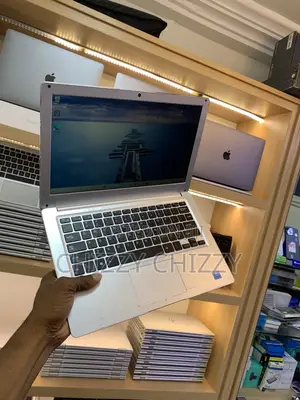 Laptop 4GB Intel Celeron SSD 256GB