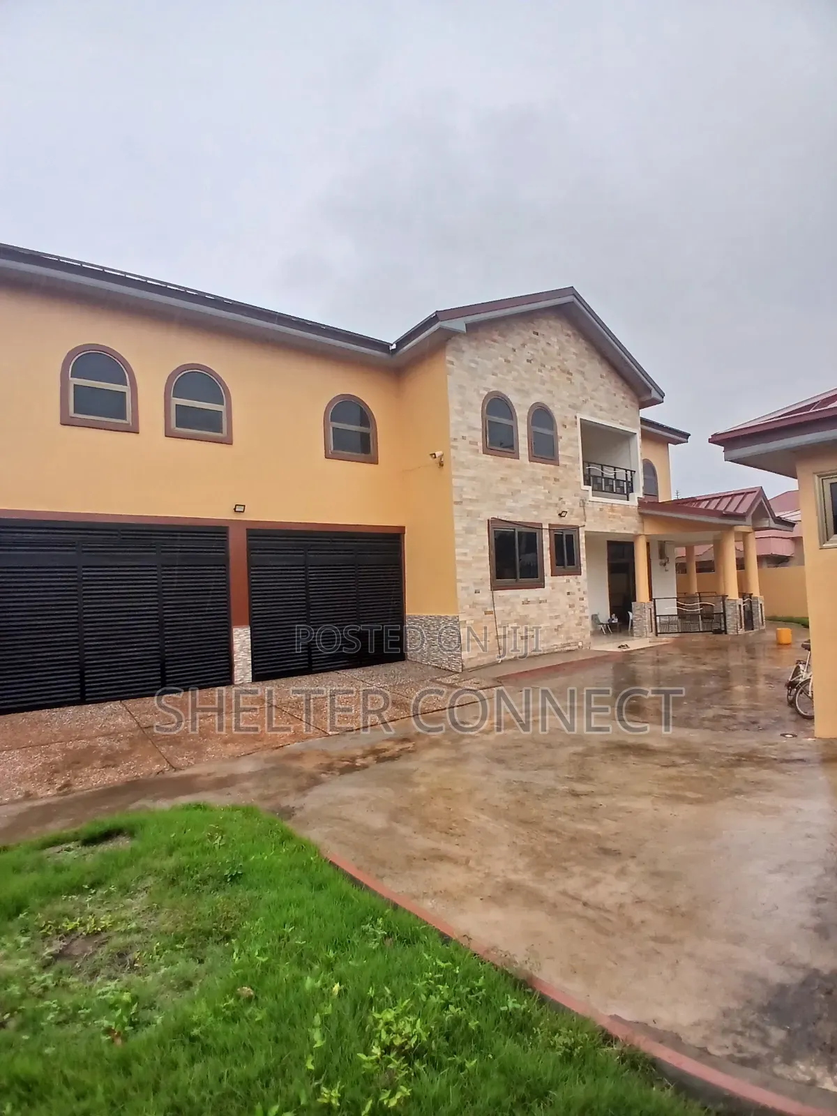 5bdrm Duplex in Agbogba, Cemetery Area for rent