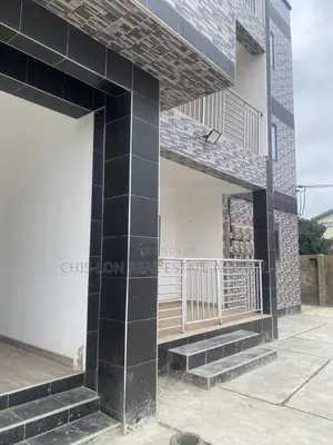 2bdrm Apartment in New Market Area, Adam Nana for rent
