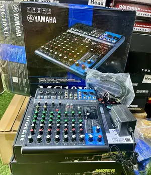 Yamaha Mg10xu 10-Channels Mixer With Usb/Fx