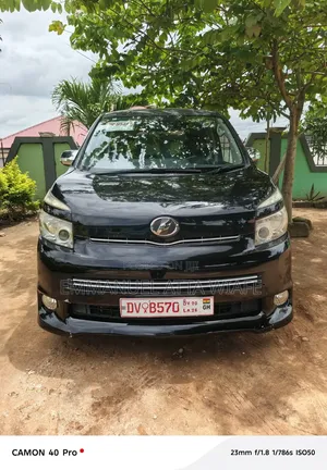 Toyota Voxy 2008 Black