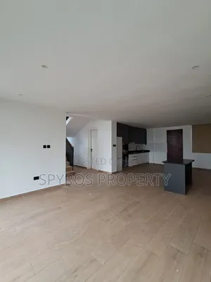 4bdrm Townhouse / Terrace in 15 Burma Enclave for rent