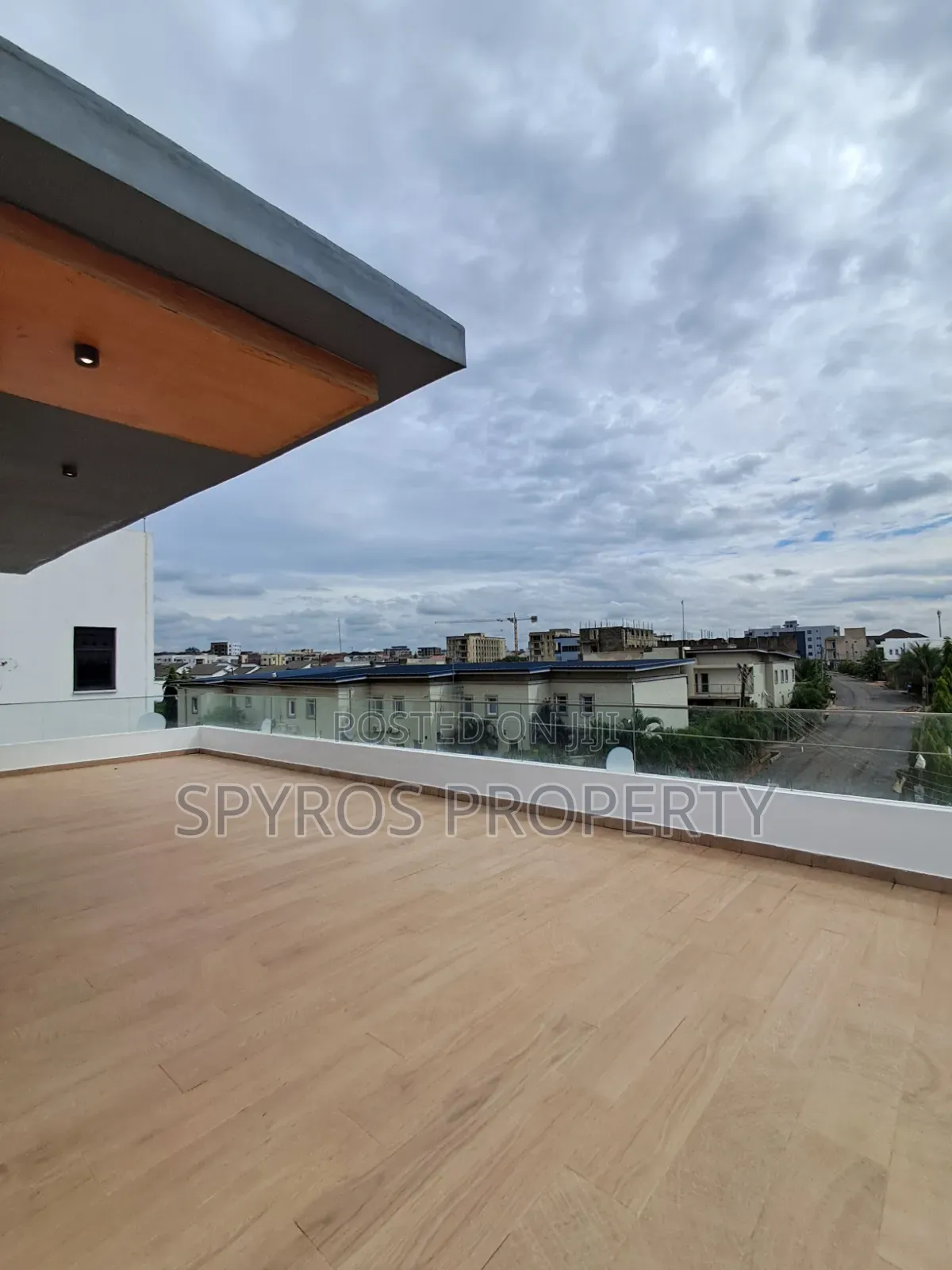 4bdrm Townhouse / Terrace in 15 Burma Enclave for rent