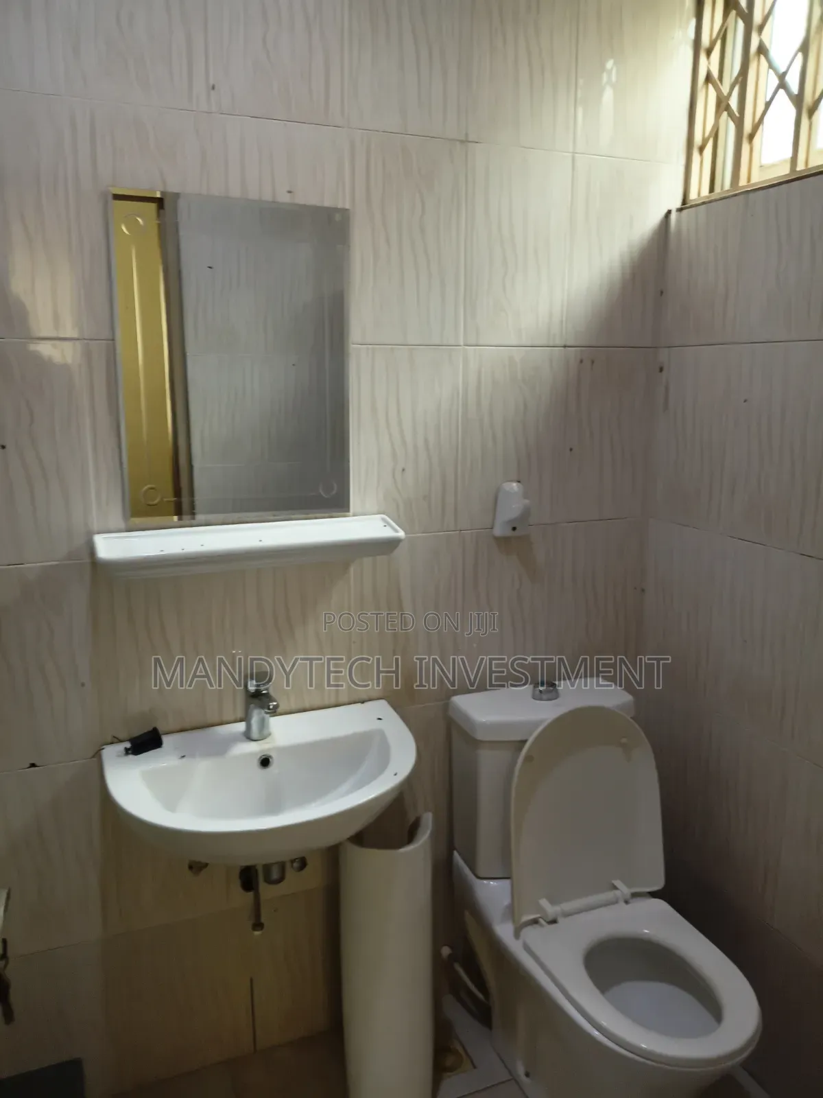 4bdrm House in Community 25 for sale