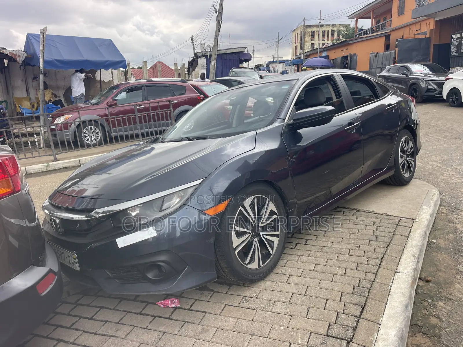 Honda Civic Sport 4dr Hatchback (1.5L 4cyl) 2017 Gray