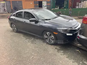Honda Civic Sport 4dr Hatchback (1.5L 4cyl) 2017 Gray