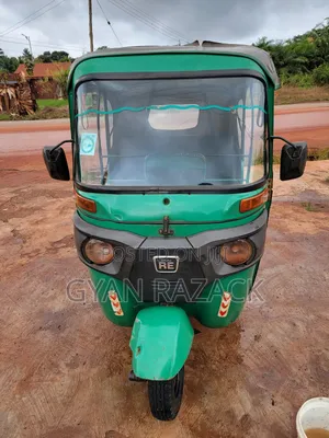 Bajaj RE 2020 Green