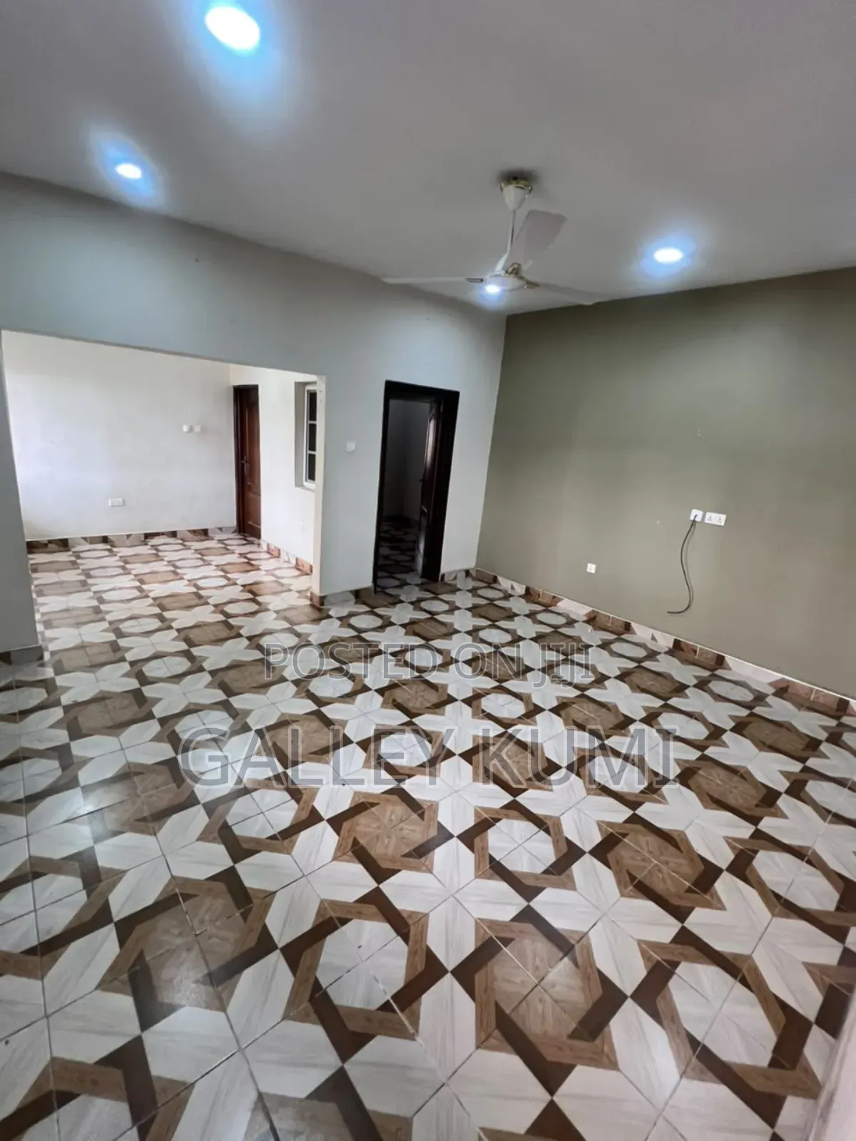 2bdrm Apartment in Expert Apartments, Ashomang Estate for rent