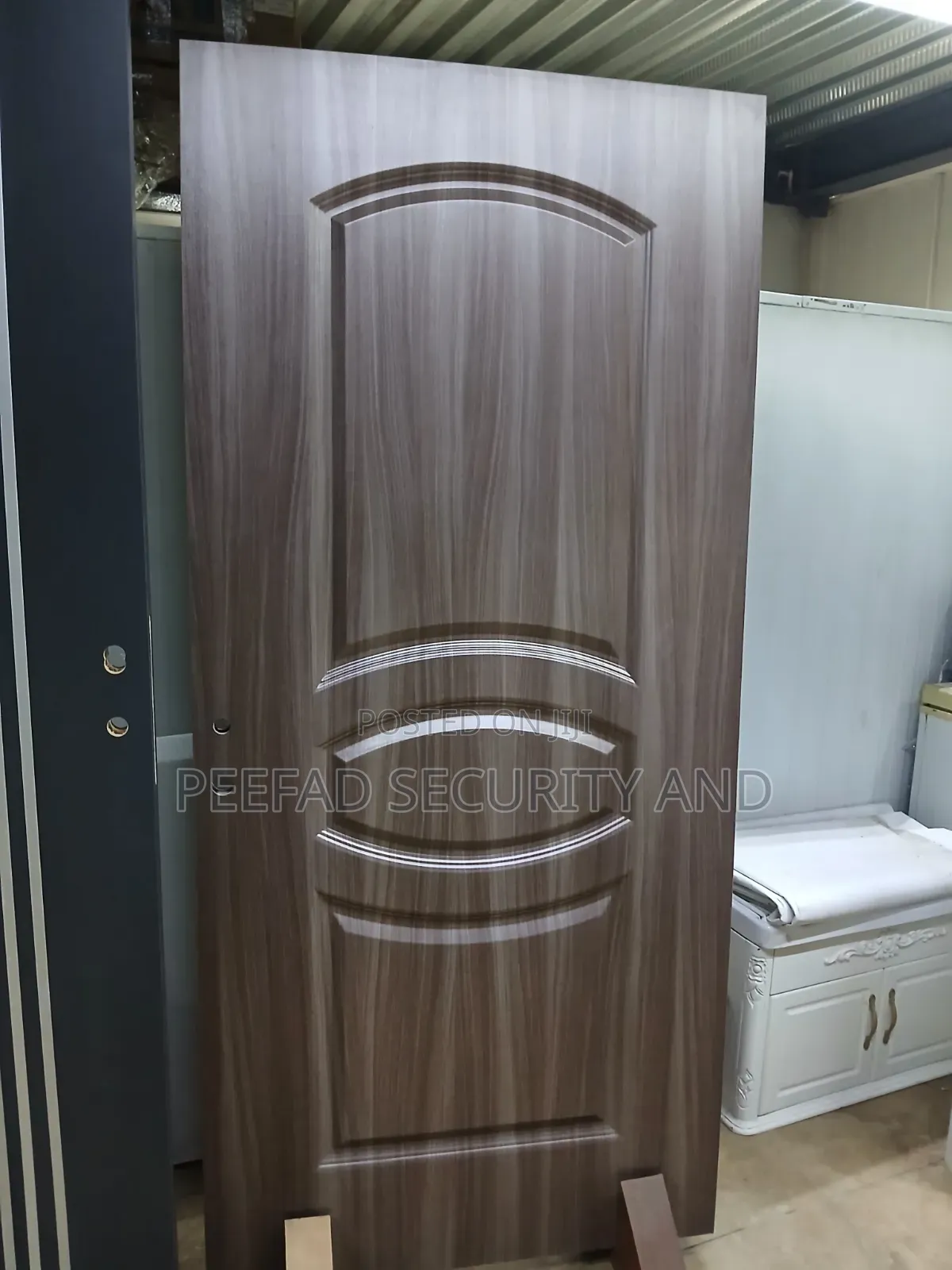 Peefad Interior Doors