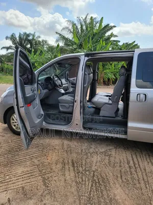 Hyundai Starex 2016 Silver
