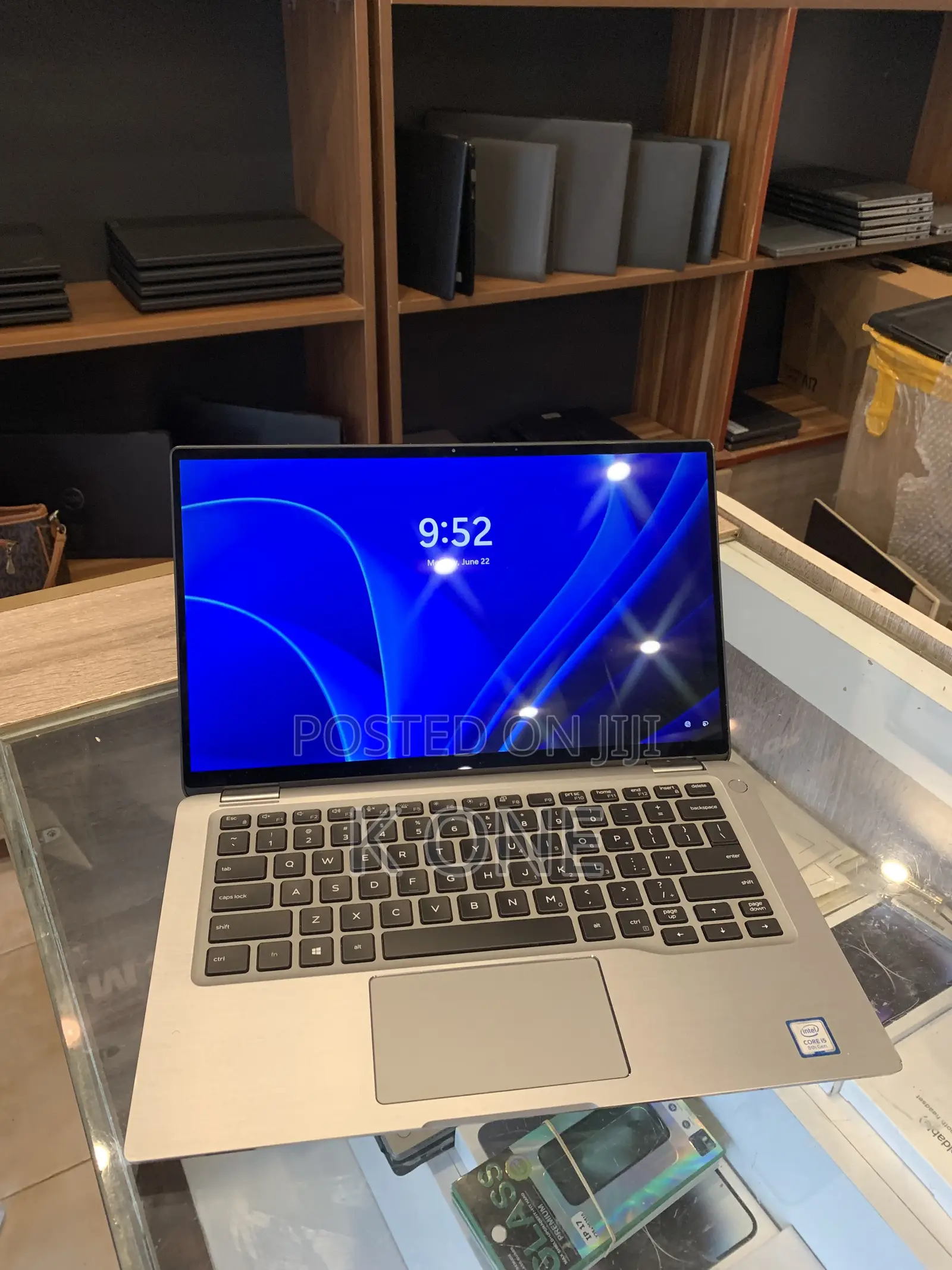 Laptop Dell Latitude 7400 8GB Intel Core i5 SSD 256GB