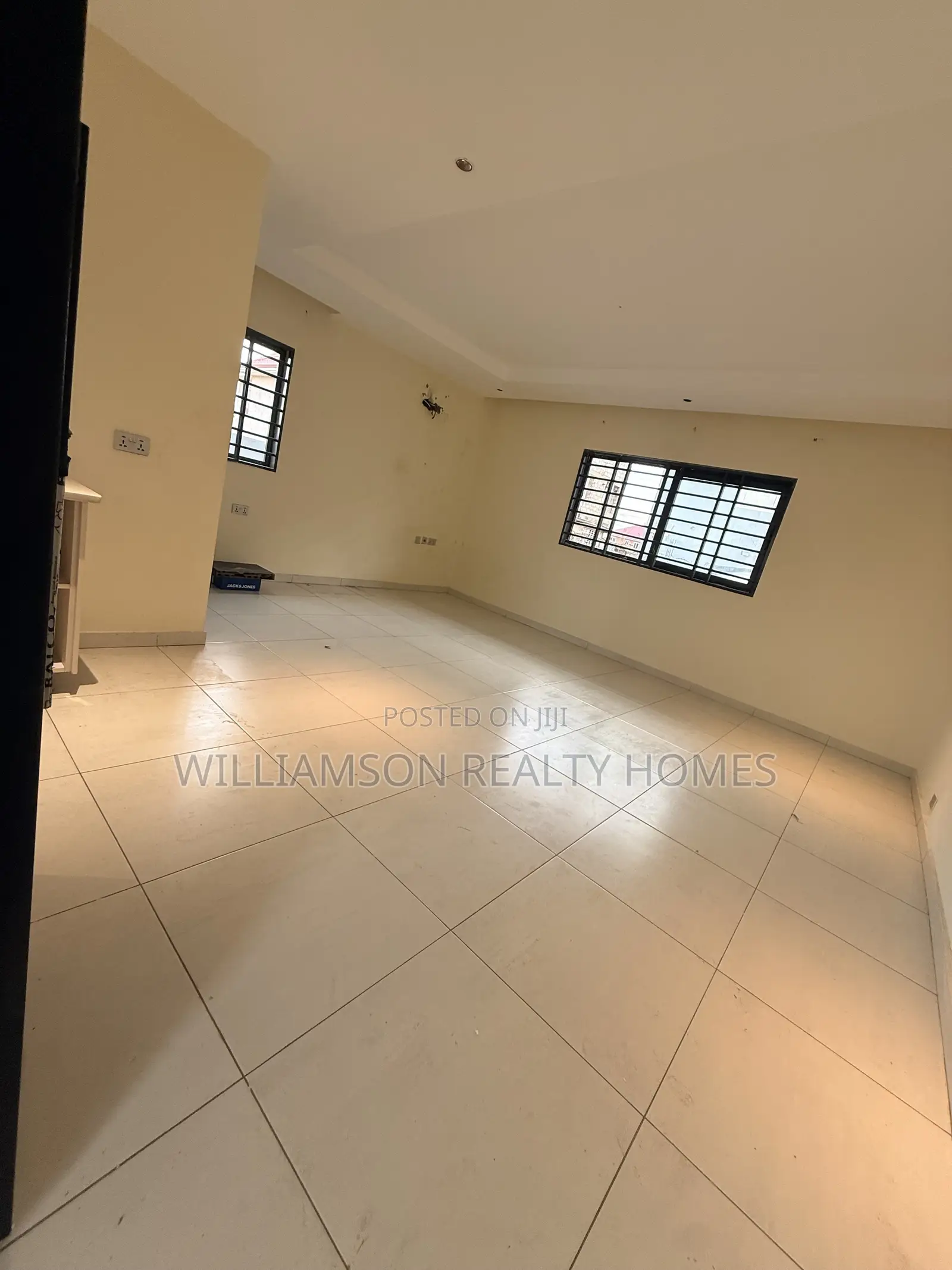 1bdrm Apartment in Community 18 Area, Spintex for rent