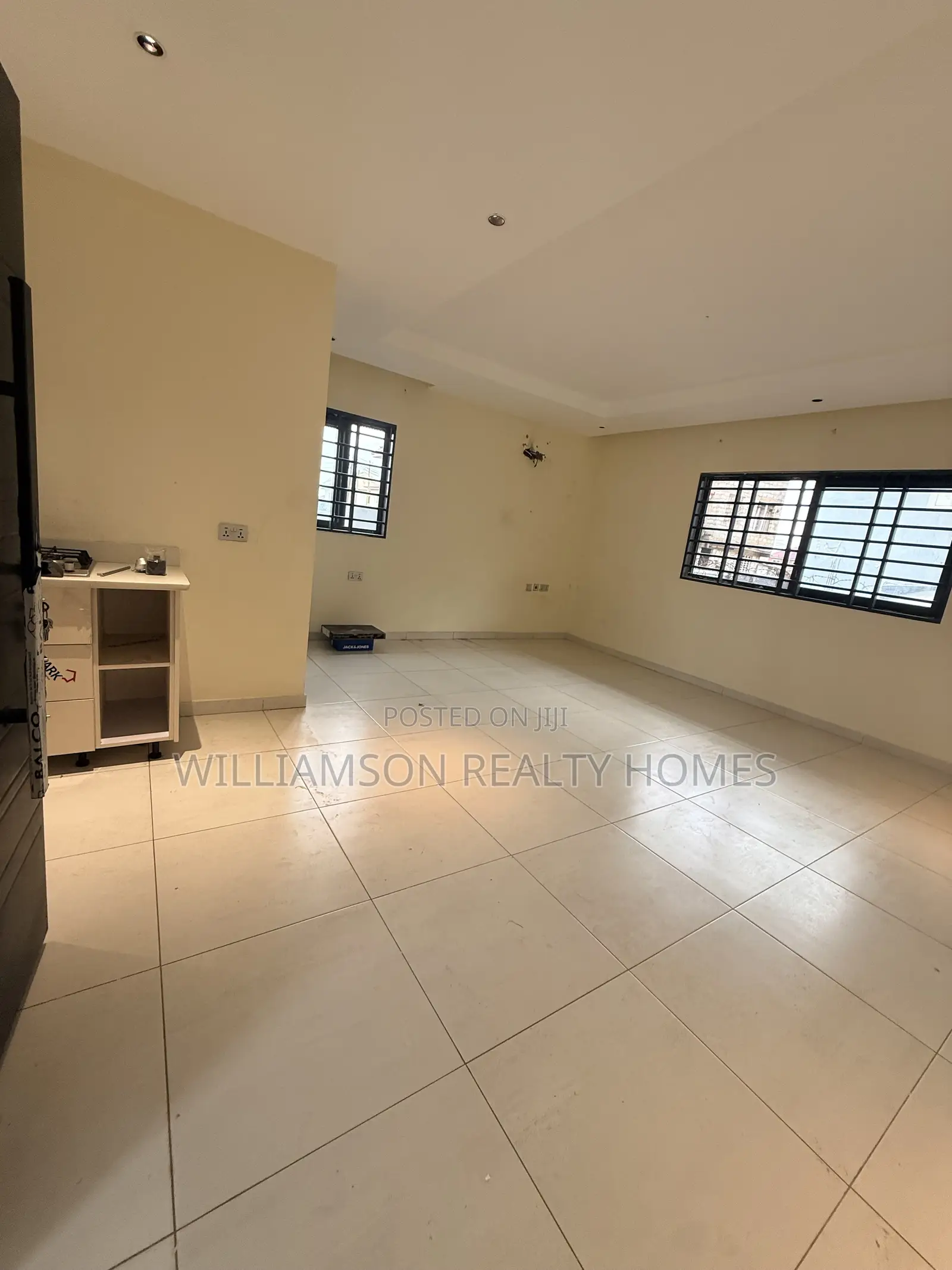 1bdrm Apartment in Community 18 Area, Spintex for rent