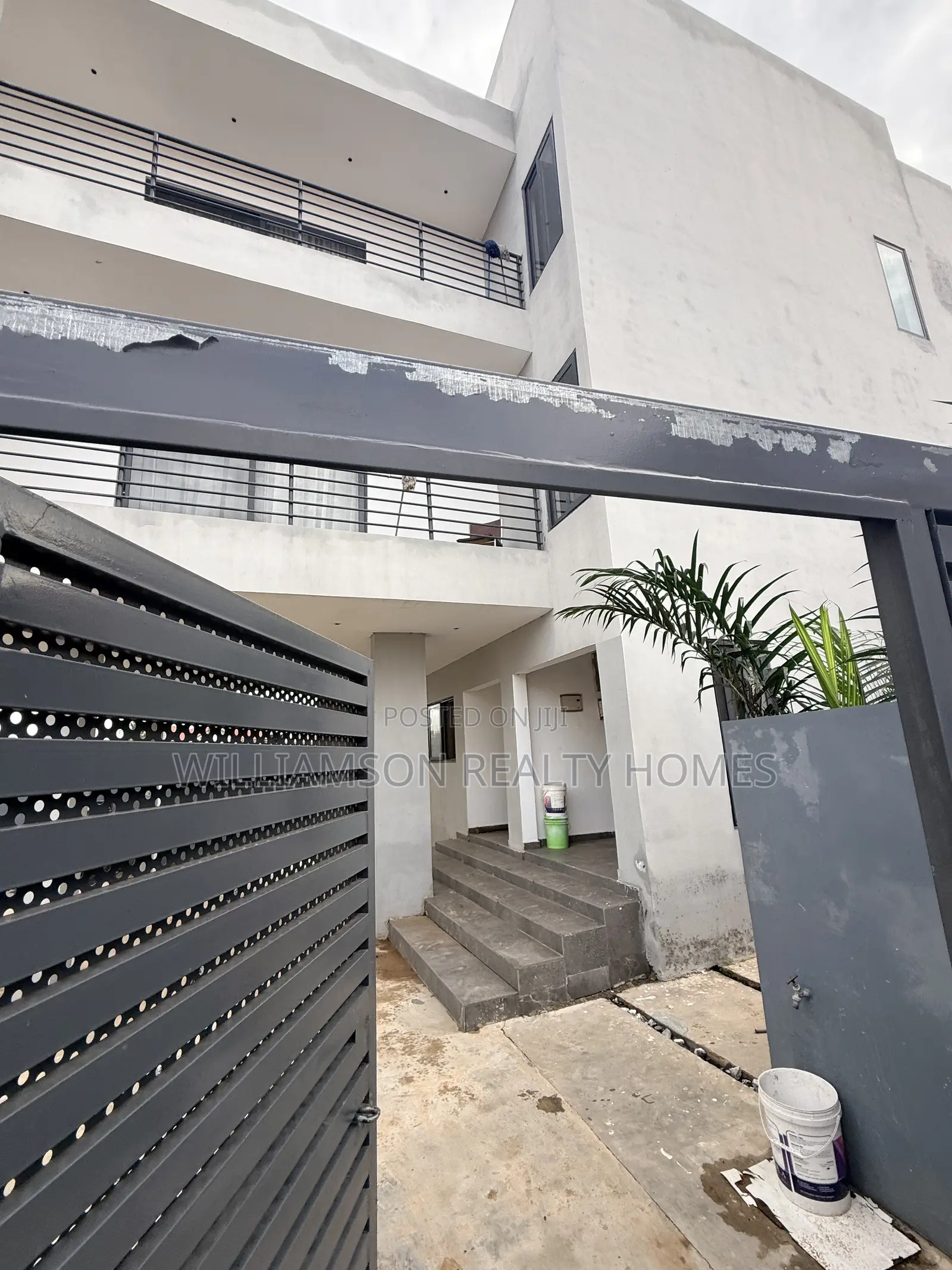 1bdrm Apartment in Community 18 Area, Spintex for rent