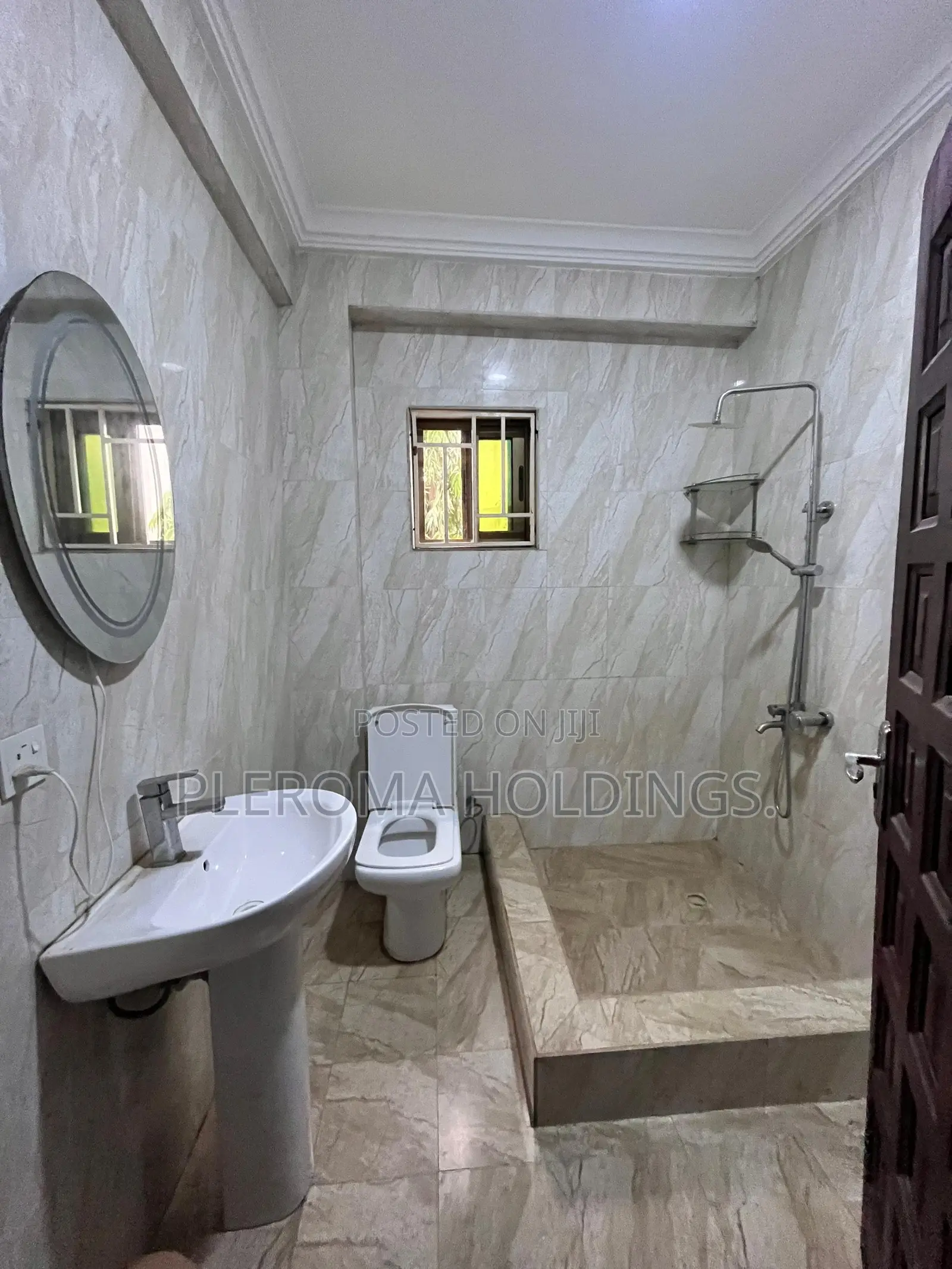 2bdrm Apartment in Adjiriganor for rent