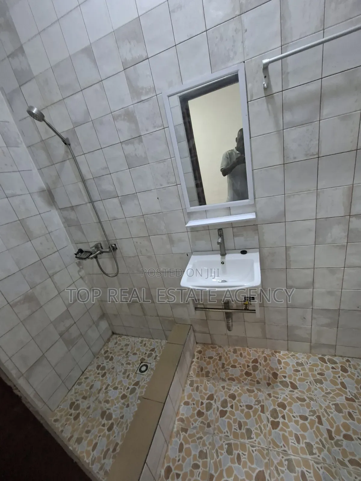 1bdrm Apartment in Pillar 2, Ga East Municipal for rent