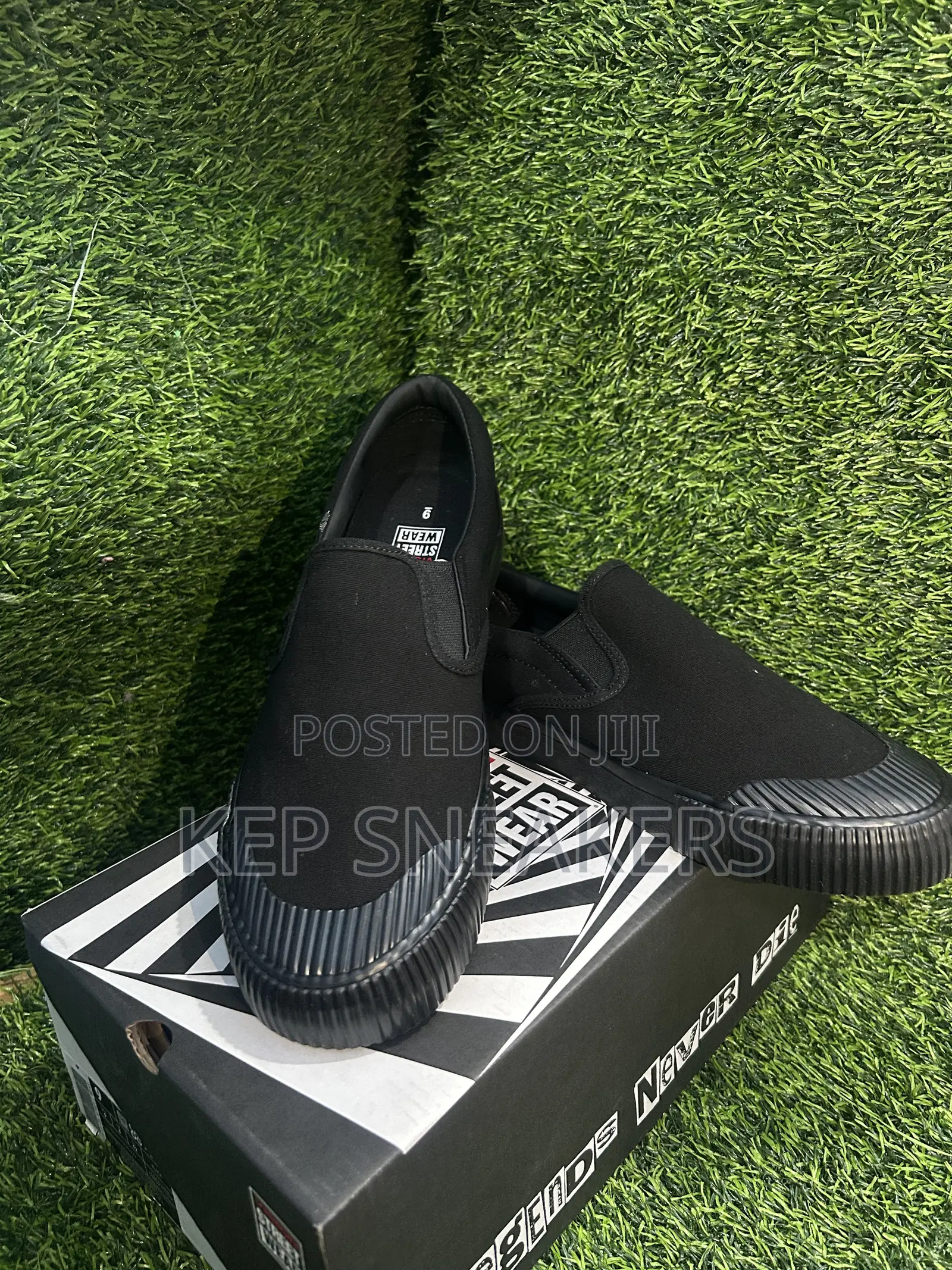 Vision Street Wear Black Slip-On