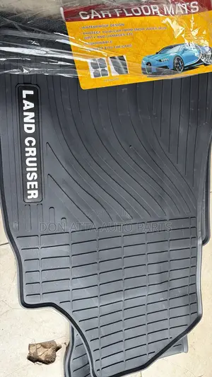 Land Cruiser 2018 Universal Carpet