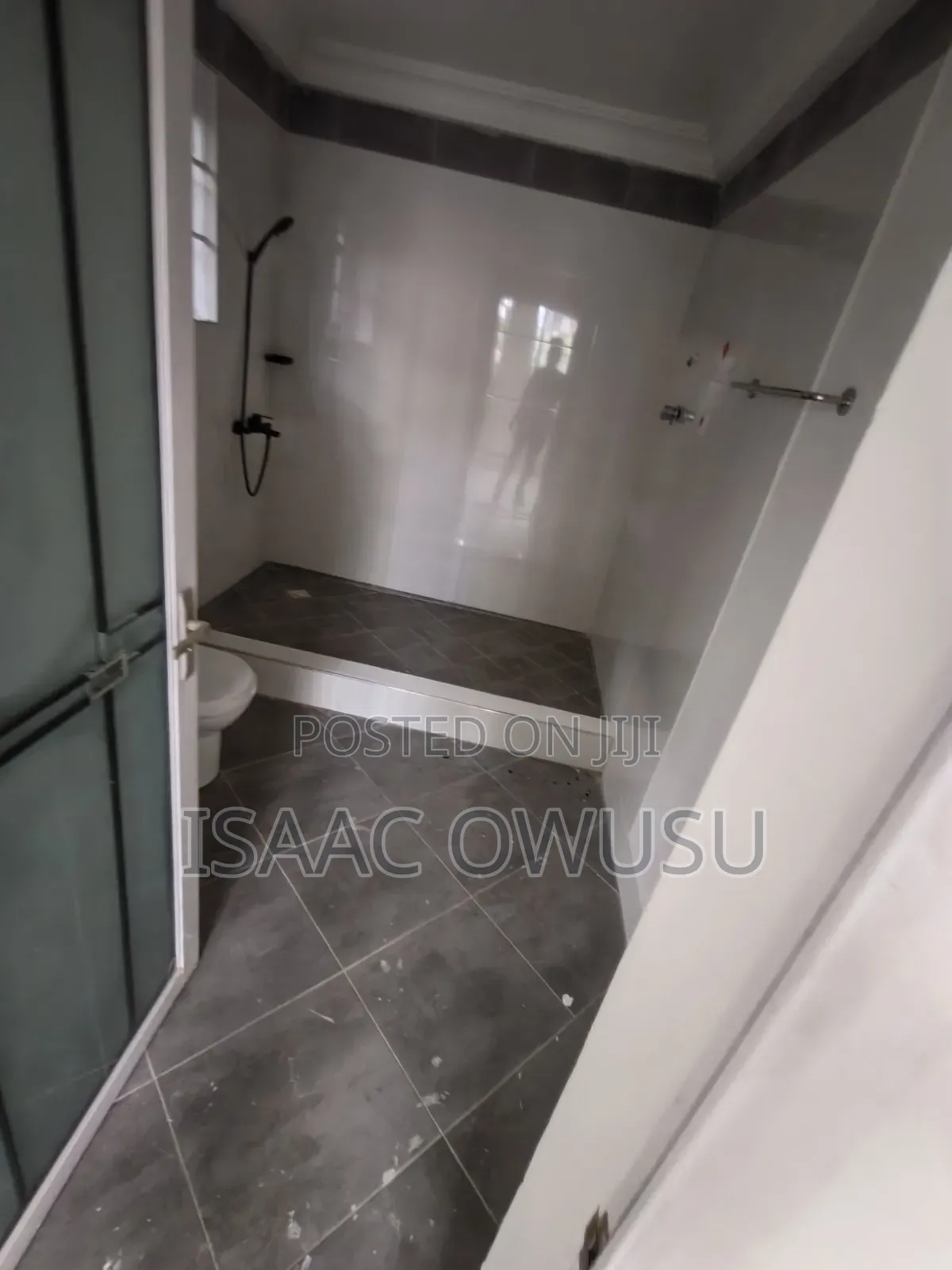 2bdrm Apartment in Gbawe-Bulemin, Bullemin for rent