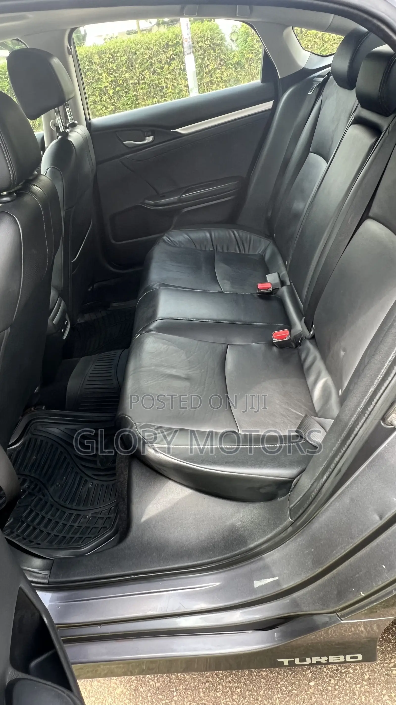Honda Civic Touring 4dr Sedan (1.5L 4cyl) 2017 Gray