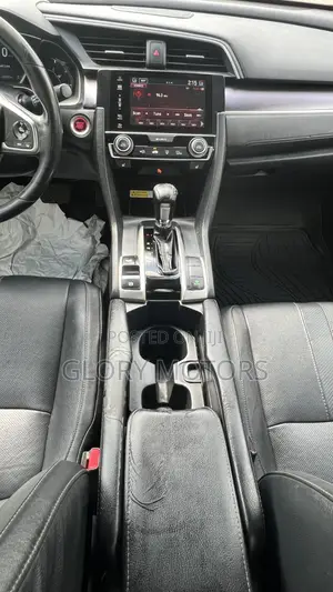 Honda Civic Touring 4dr Sedan (1.5L 4cyl) 2017 Gray