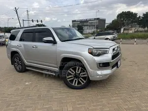 Toyota 4-Runner Limited 4dr 4x4 (4.0L 6cyl 5A) 2017 Silver