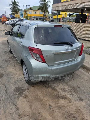 Toyota Vitz 2013