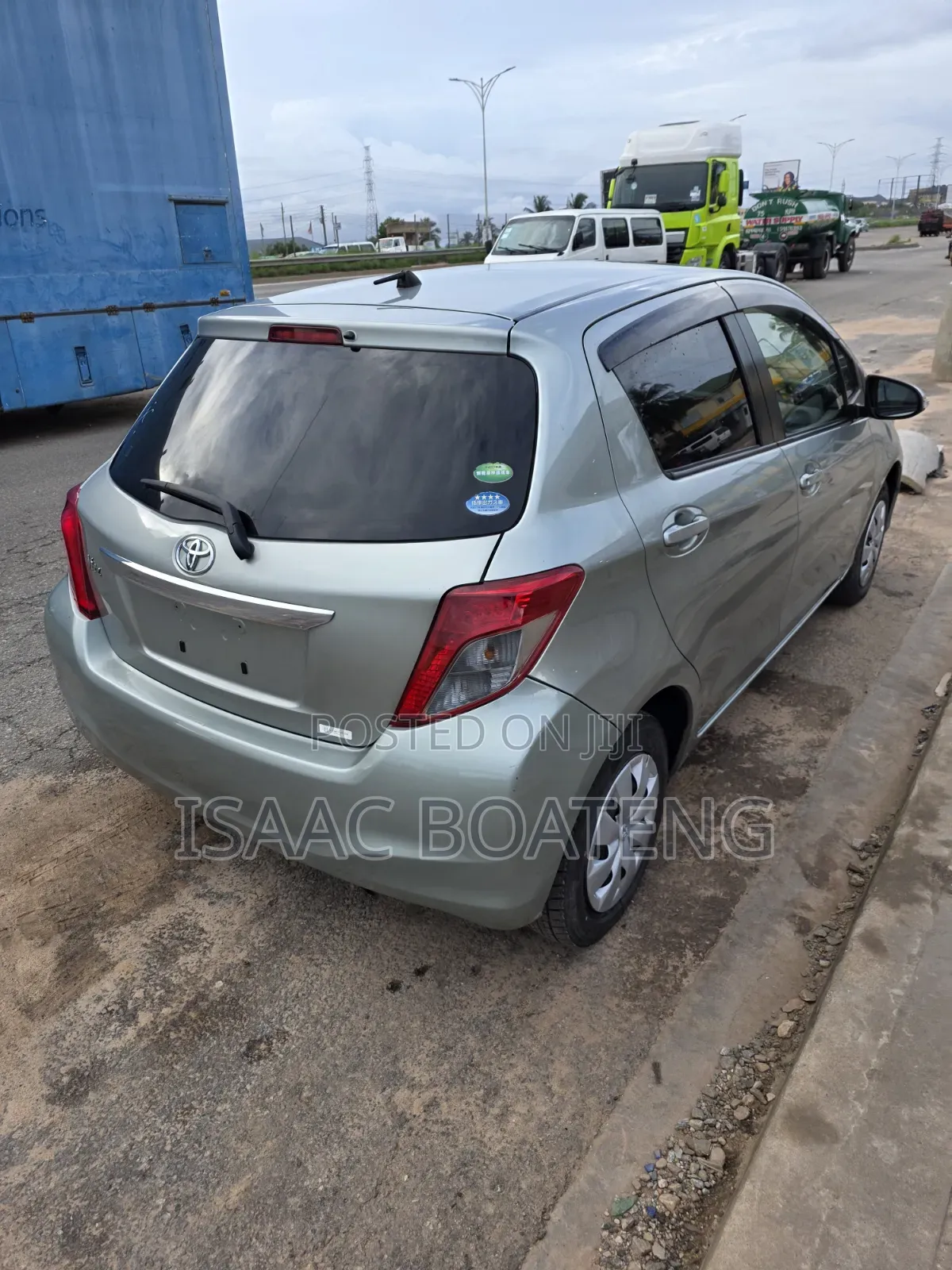 Toyota Vitz 2013