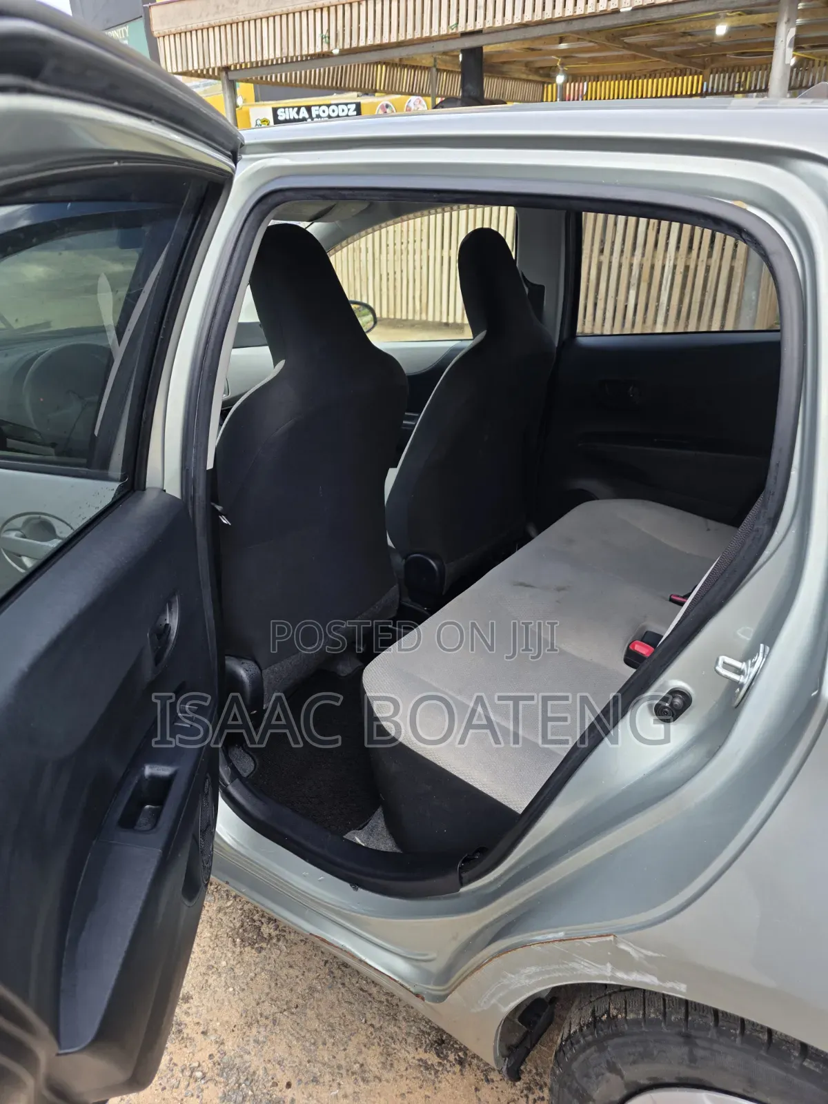 Toyota Vitz 2013