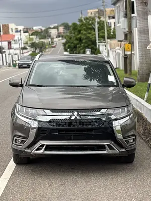 Mitsubishi Outlander PHEV 2019 Gray