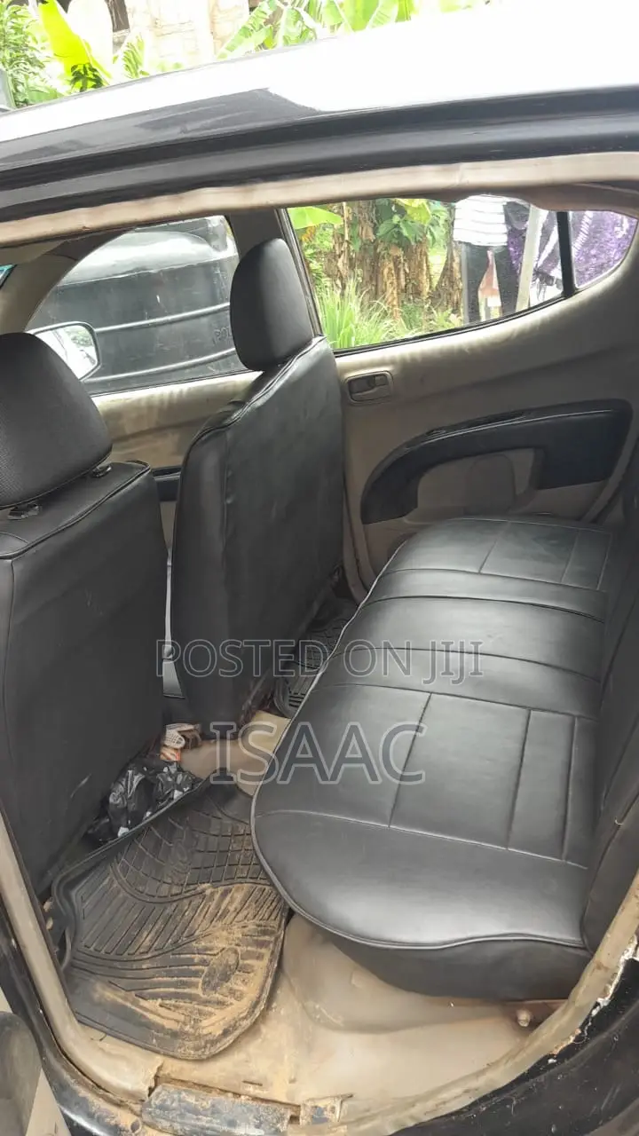 Mitsubishi L200 2011 Black