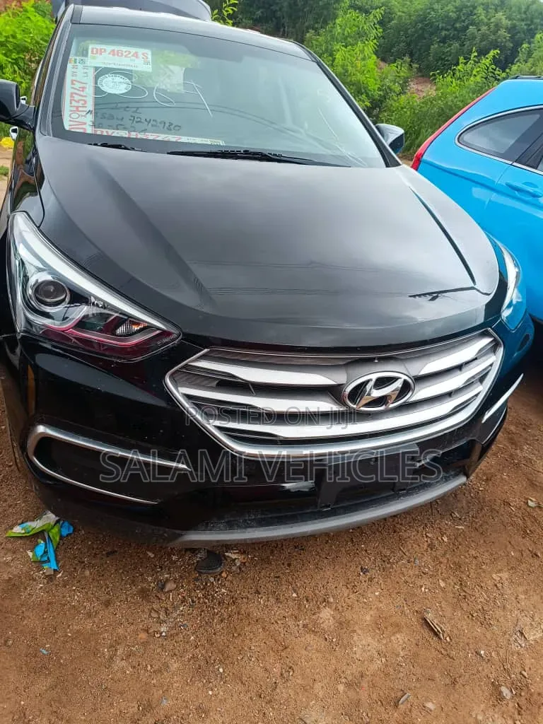 Hyundai Santa Fe 2018 Black