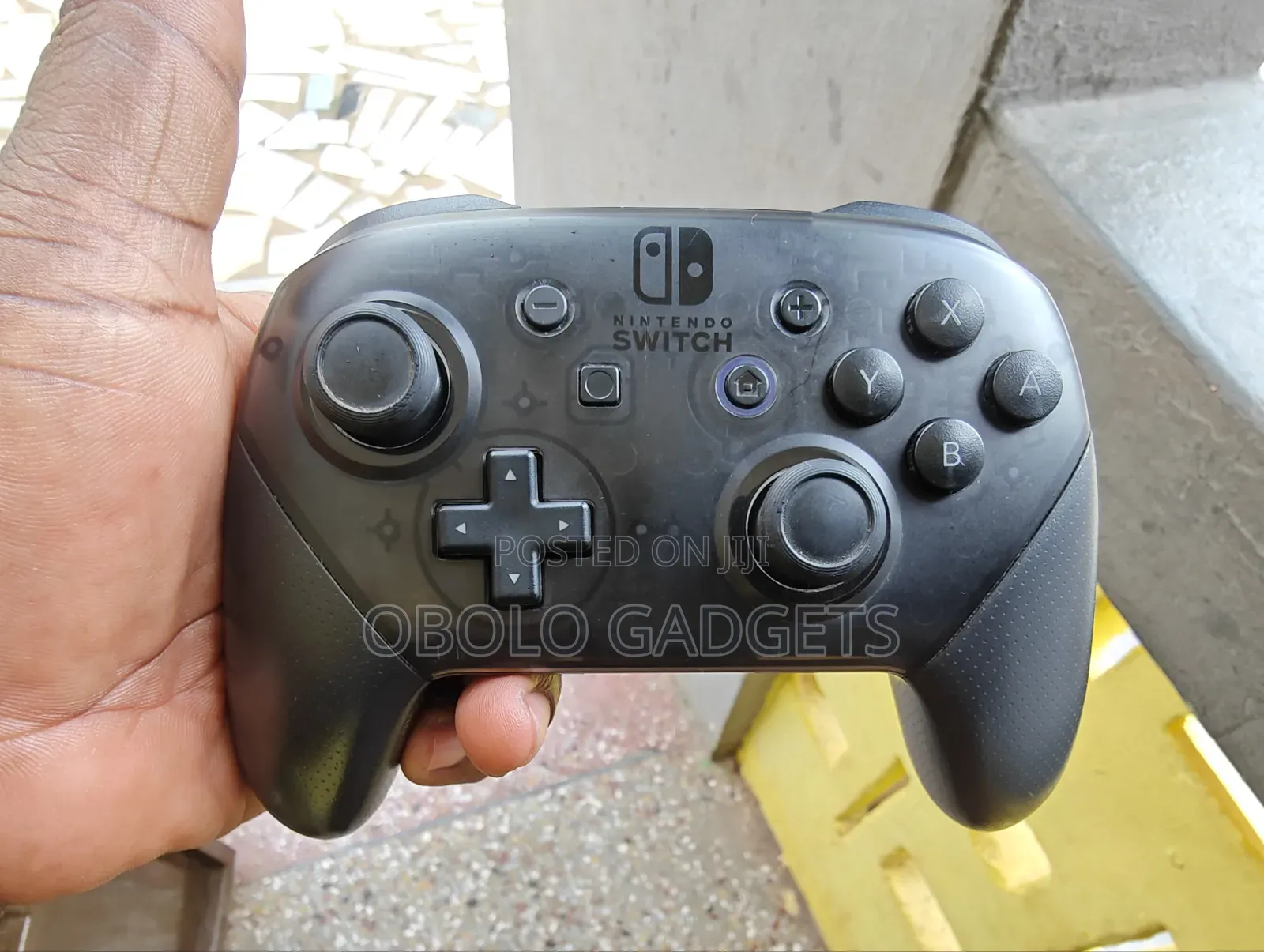 Nintendo Switch 1 Pro Controller Is Up for Sale