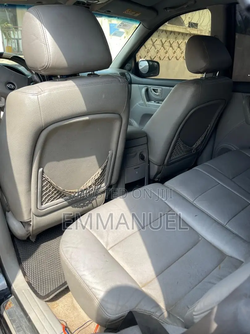 Kia Sorento 2.5 CDRI Automatic 2008 Black