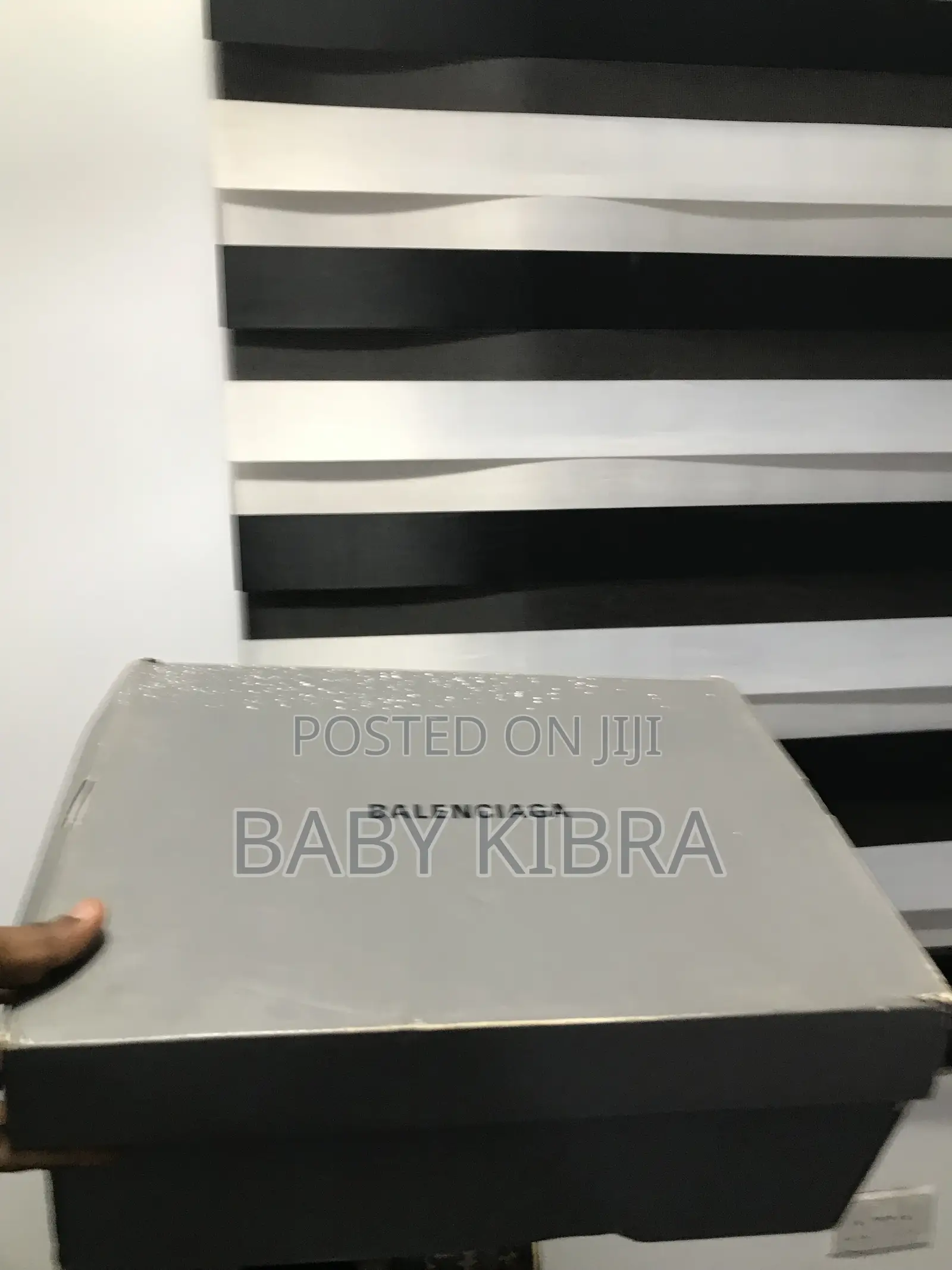 Balenciaga Runner Size 40