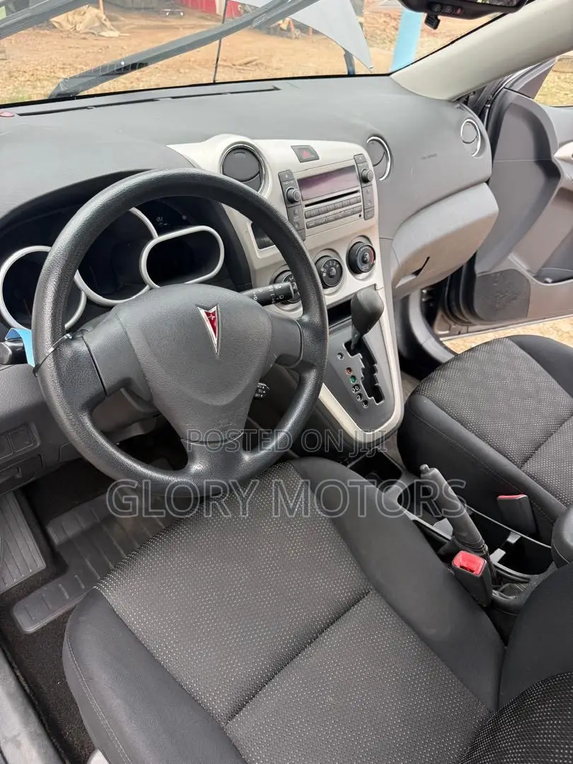 Pontiac Vibe 1.8L 2010 Gray