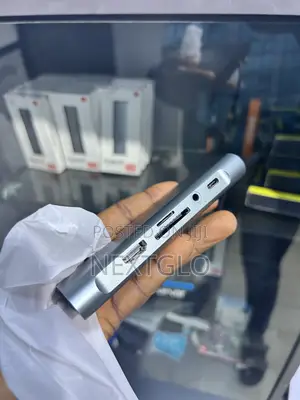 11 in 1 Adapter