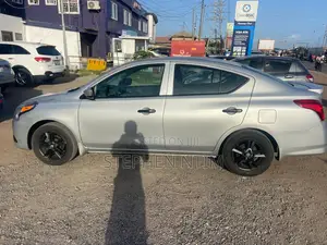 Nissan Versa 1.6 S 2019 Gray