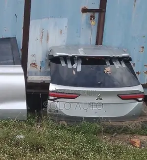 2022,2023,2024,2025 Outlander Boot