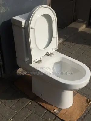 Twyford Watercloset Seat, Less Water Consumption Wc