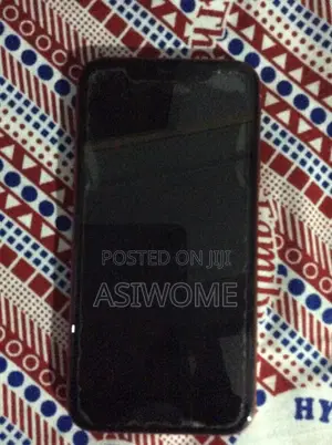 Apple iPhone 11 64 GB Red
