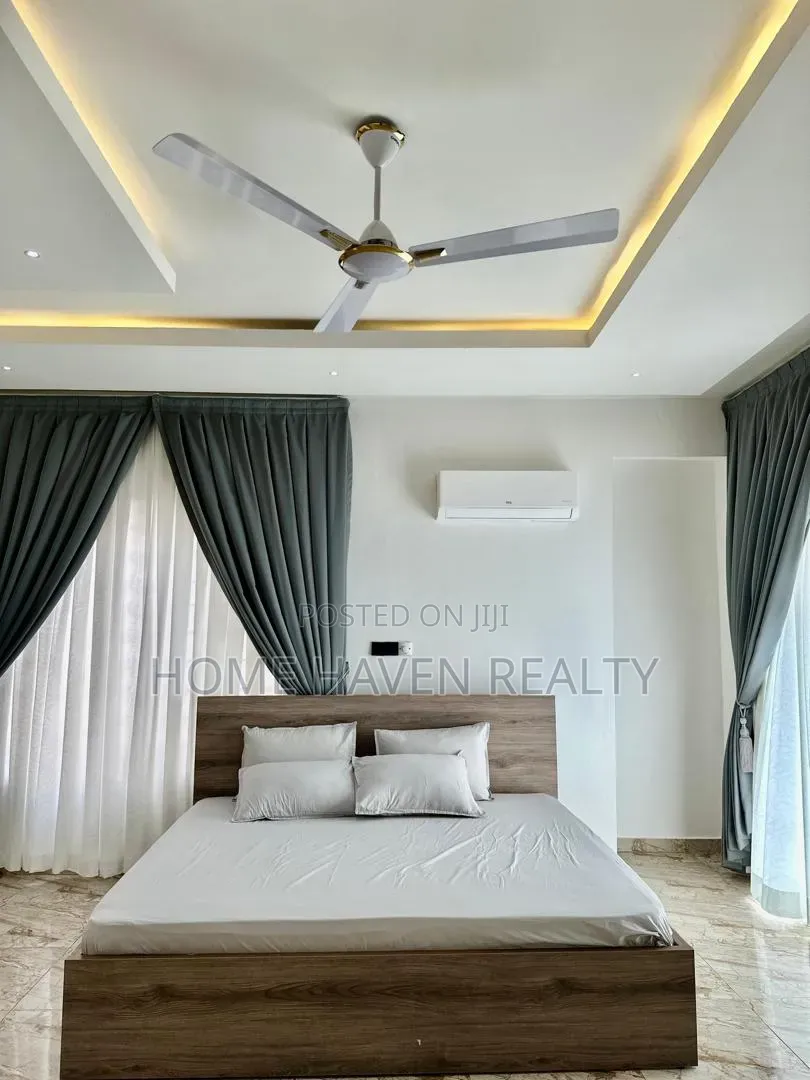 3bdrm House in Ogbojo East Legon, American House for rent